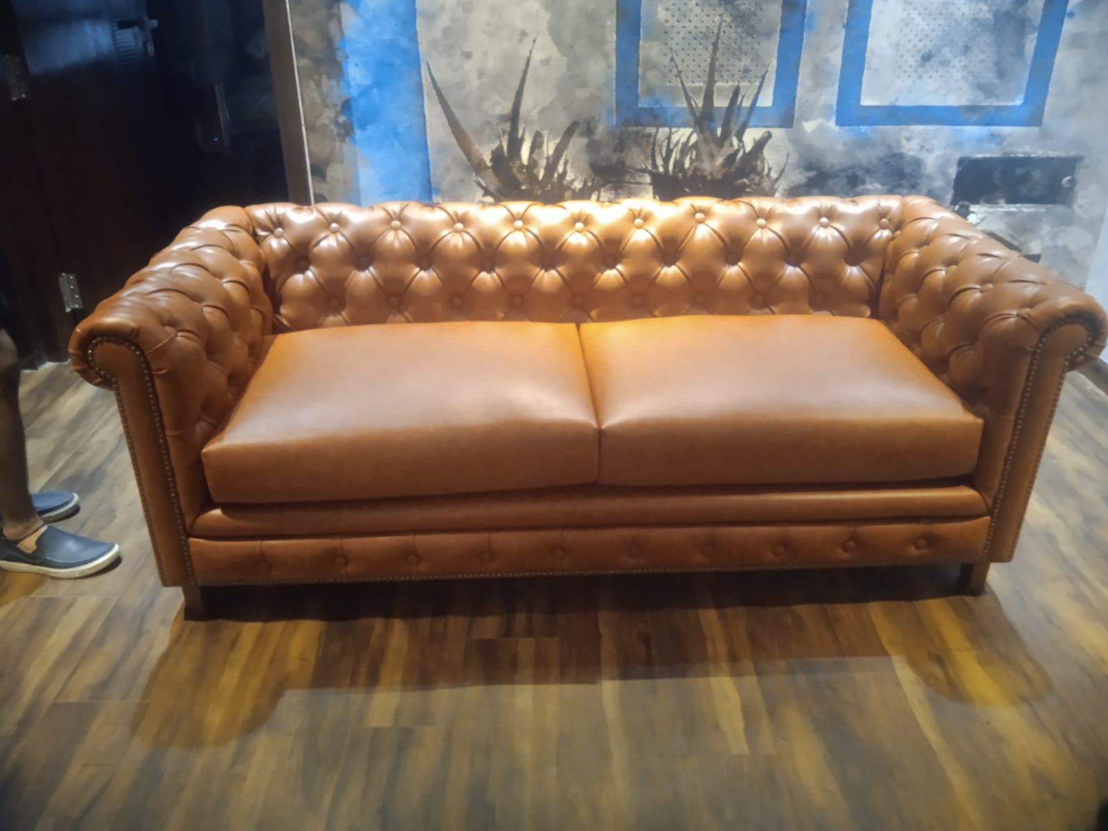 Tan Leather Chesterfield Sofa, Kanpur